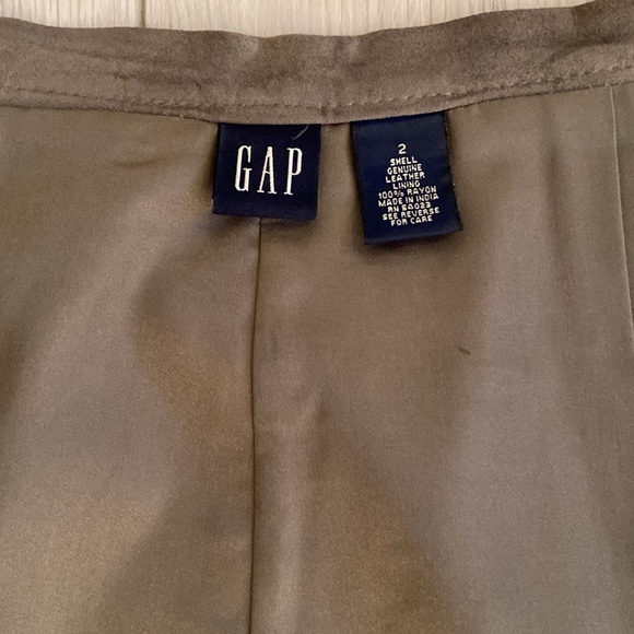 Grey Suede Skirt - Picture 5 of 10